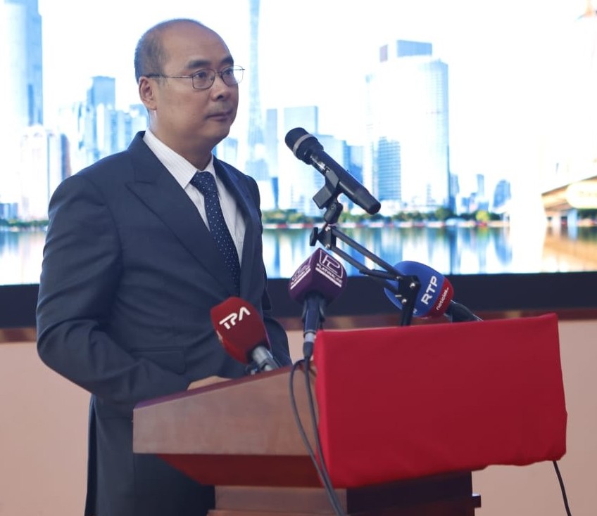 Ambassador of the People's Republic of China in Angola Zhang Bin